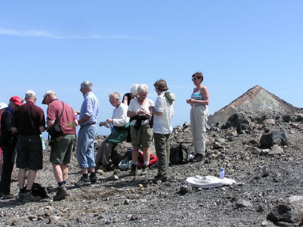 P TOPPEN AF VULKANEN P EN VULCANO