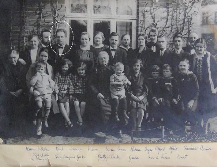 En stor del af familien Hansen, Blomhj, Jonshj, Rotvel.